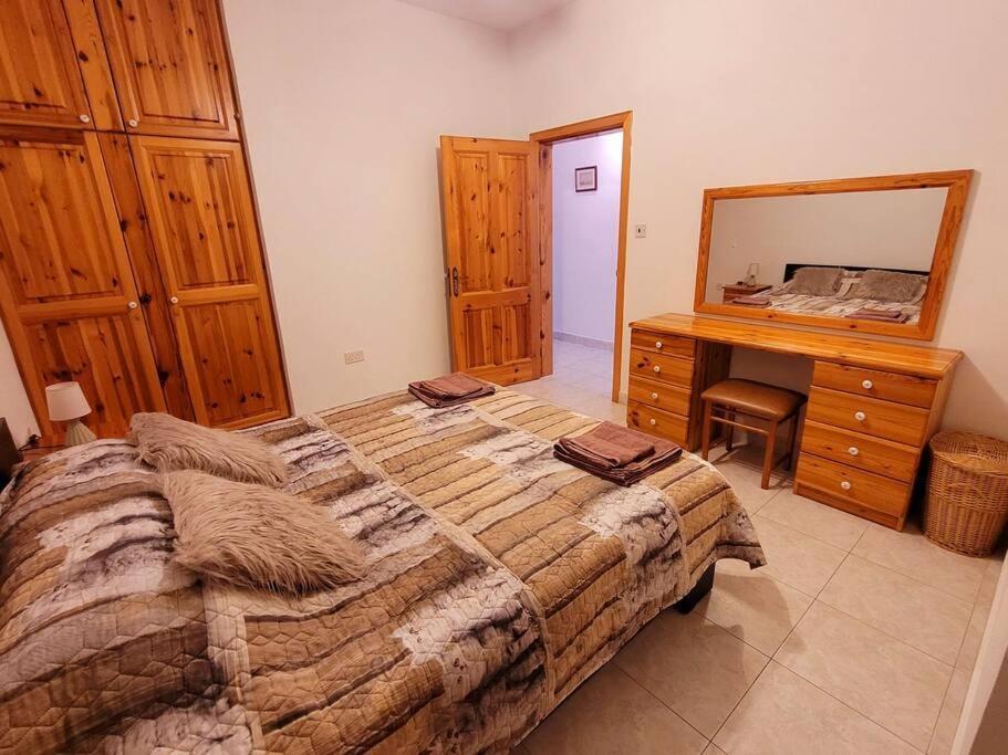 Private One-bedroom Simplicity&serenity Is-Swieqi